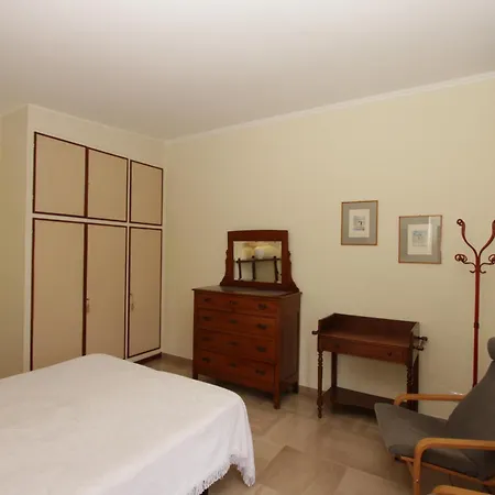Pironti Flat *