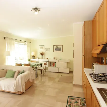 Pironti Flat روما