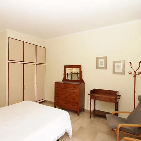 Pironti Flat Roma